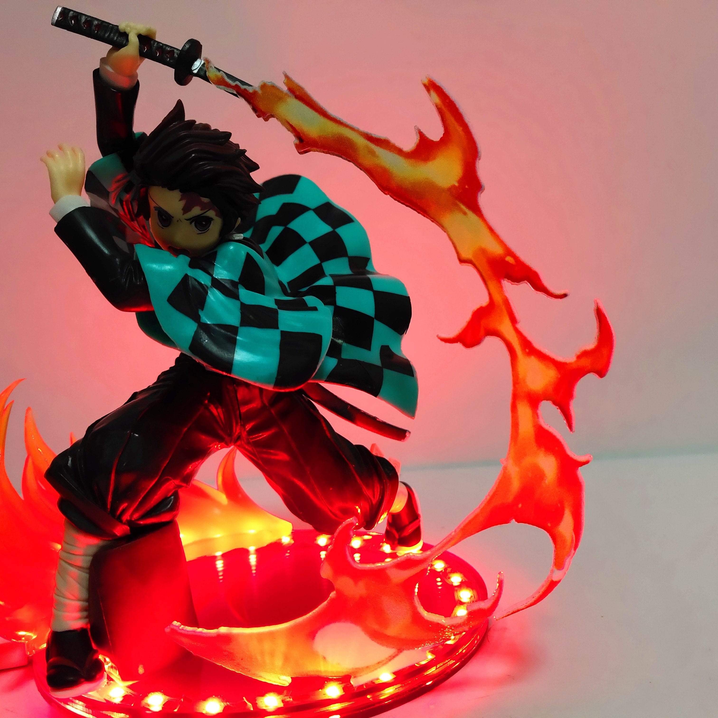 Figurine Demon Slayer Tanjiro LED Stickers Mania
