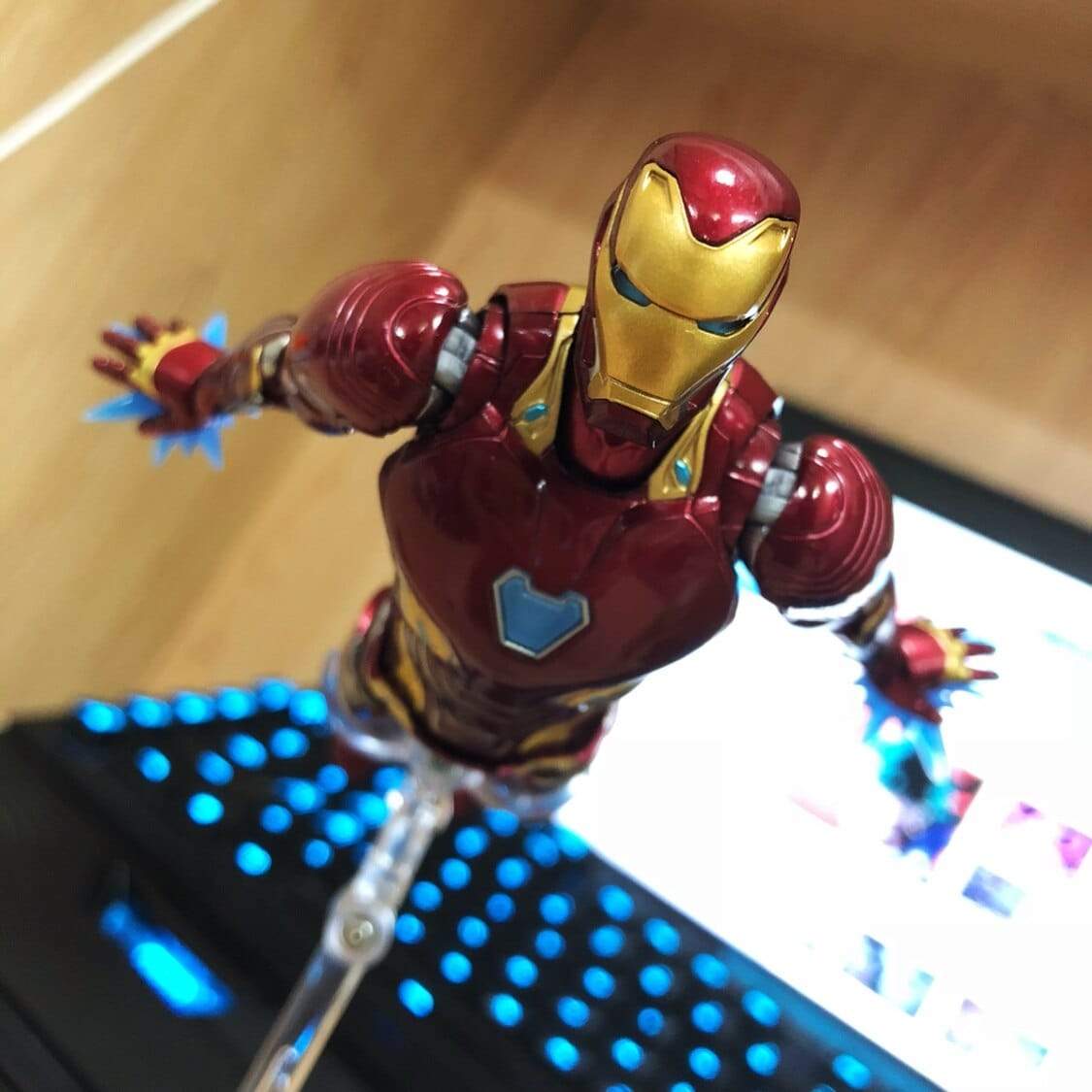 Figurine Iron Man Avengers Stickers Mania