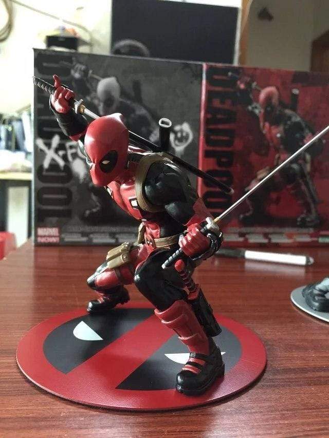 Figurine Marvel Deadpool Stickers Mania